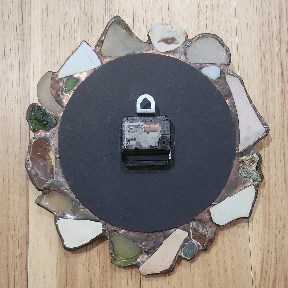 8" Rustic Mosaic Wall Clock Sea Glass Rocks Ceramic Pieces Diane Markin Boho - Picture 6 of 10
